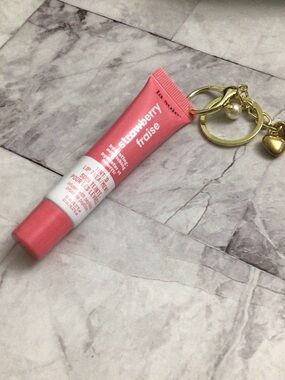 Strawberry Tinted Lip Treatment Balm - Pink